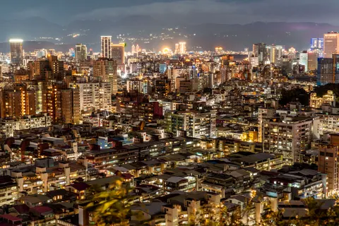 City Skyline at Night 4K Wallpaper · city · 3840×2561