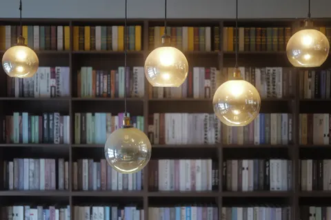 Büyük Kütüphane 4K Duvar Kağıdı · architecture · 3840×2556