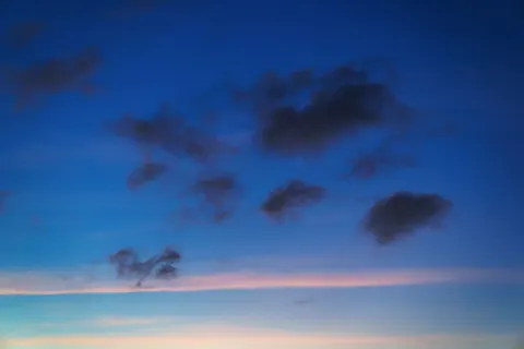 粉彩天空 4K桌布 · minimal · 3840×2560