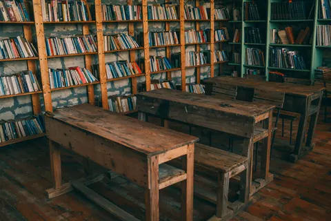 Büyük Kütüphane 4K Duvar Kağıdı · architecture · 3840×2560