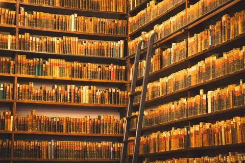 Grand Library 4K Wallpaper · architecture · 3840×2560