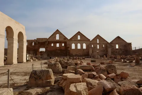 Roman Ruins 4K Wallpaper · architecture · 3840×2560