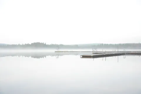 Sisli Minimal 4K Duvar Kağıdı · minimal · 3840×2560