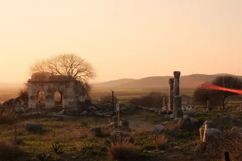 Greek Temple 4K Wallpaper · architecture · 3840×2560