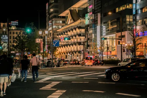 Neon City Street 4K Wallpaper · city · 3840×2560