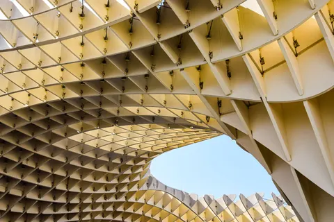 Futuristic Facade 4K Wallpaper · architecture · 3840×2560