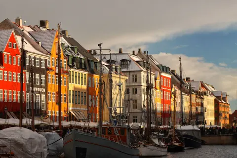 Colorful Houses 4K Wallpaper · architecture · 3840×2560