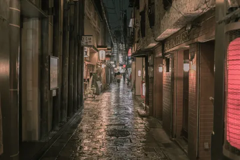Neon City Street 4K Wallpaper · city · 3840×2560