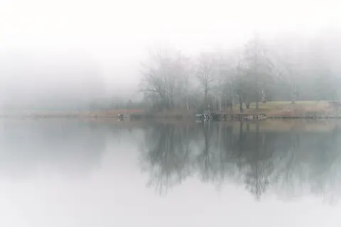 धुंधला मिनिमल 4K वॉलपेपर · minimal · 3840×2560
