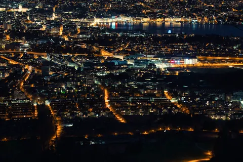 Stadt-Luftaufnahme 4K Hintergrundbild · city · 3840×2561