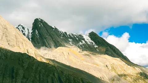 The Andes 4K Wallpaper · mountains · 3840×2160