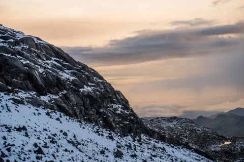 The Andes 4K Wallpaper · mountains · 3840×2560