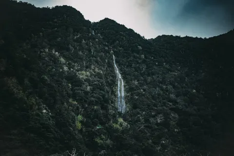 Valley Waterfall 4K Wallpaper · mountains · 3840×2560