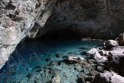 Papel de parede Caverna marinha 4K · ocean · 3840×2560