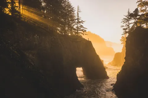 Sea Cave 4K Wallpaper · ocean · 3840×2561