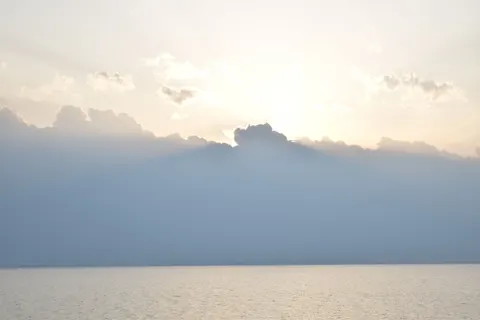 والپیپر دریای آرام با کیفیت 4K · ocean · 3840×2560