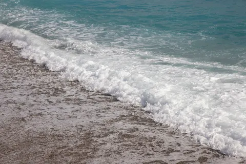 Sea Foam 4K Wallpaper · ocean · 3840×2561