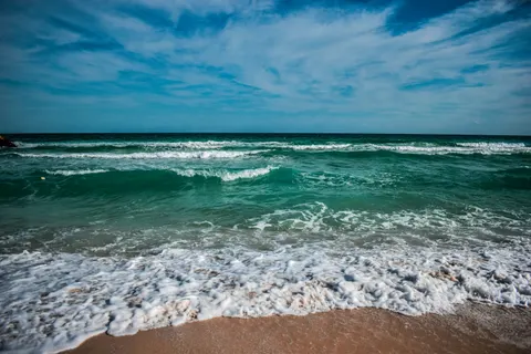 Sea Foam 4K Wallpaper · ocean · 3840×2560