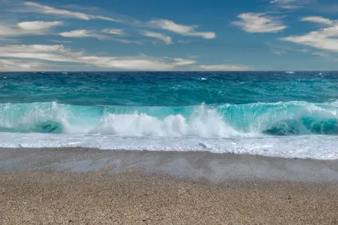 Sea Foam 4K Wallpaper · ocean · 3840×2560