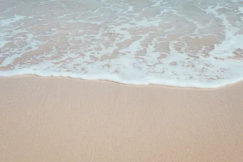 Sea Foam 4K Wallpaper · ocean · 3840×2560