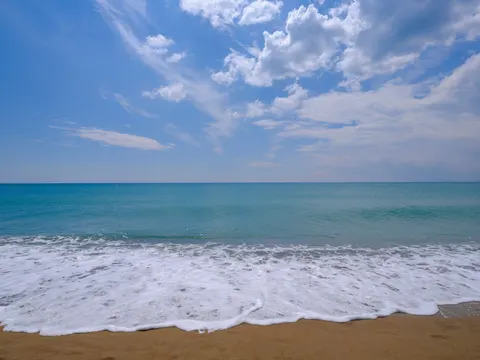 Sea Foam 4K Wallpaper · ocean · 3840×2880