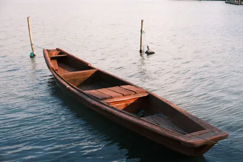 Boat at Sea 4K Wallpaper · ocean · 3840×2560