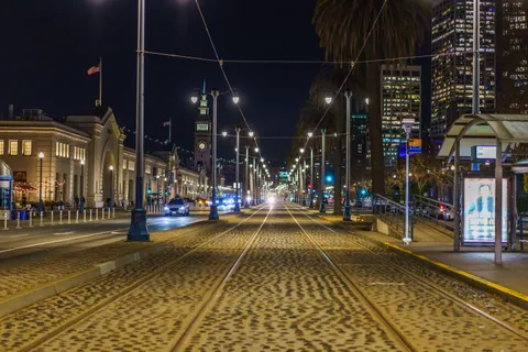 LA at Night 4K Wallpaper · city · 3840×2560