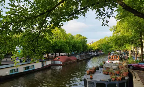 Amsterdam Canals 4K Wallpaper · city · 3840×2337
