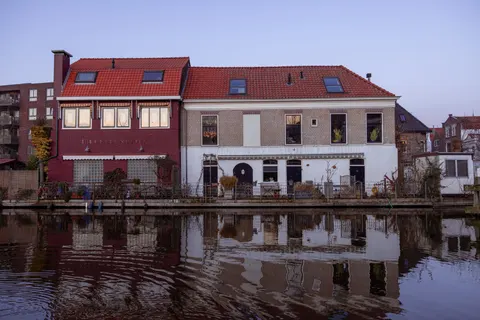 Amsterdam Canals 4K Wallpaper · city · 3840×2561