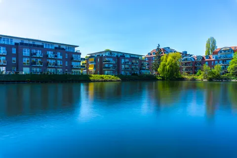 Amsterdam Canals 4K Wallpaper · city · 3840×2560