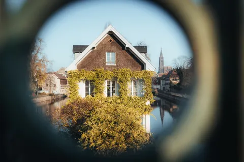 Amsterdam Canals 4K Wallpaper · city · 3840×2560