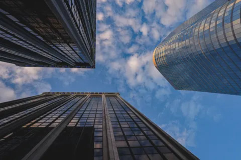 Skyscraper 4K Wallpaper · city · 3840×2560