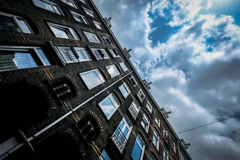 Amsterdam Canals 4K Wallpaper · city · 3840×2560