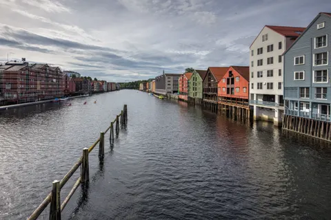 Amsterdam Canals 4K Wallpaper · city · 3840×2562