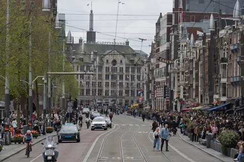Amsterdam Canals 4K Wallpaper · city · 3840×2560