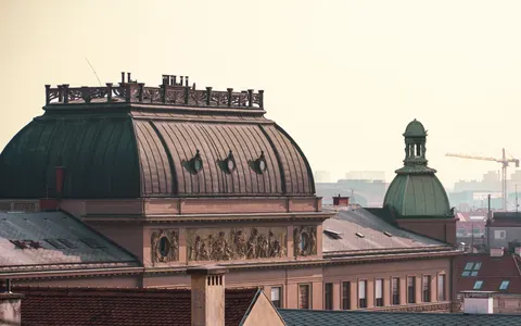 Prague Rooftops 4K Wallpaper · city · 3840×2404