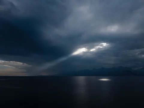 समुद्री गुफा 4K वॉलपेपर · ocean · 3840×2880