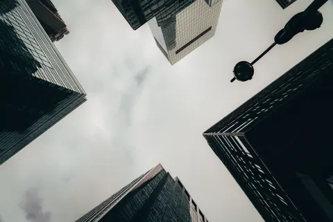 Skyscraper 4K Wallpaper · city · 3840×2560
