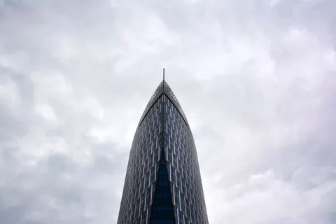 Skyscraper 4K Wallpaper · city · 3840×2560