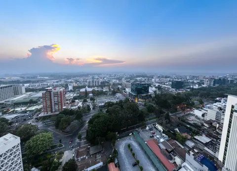 Rooftop View 4K Wallpaper · city · 3840×2765