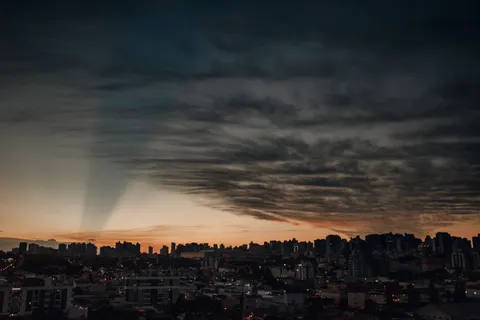 Rooftop View 4K Wallpaper · city · 3840×2560