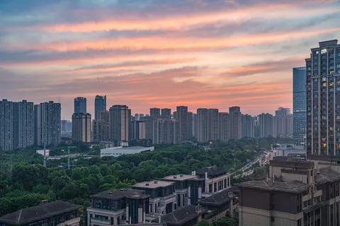 Rooftop View 4K Wallpaper · city · 3840×2563