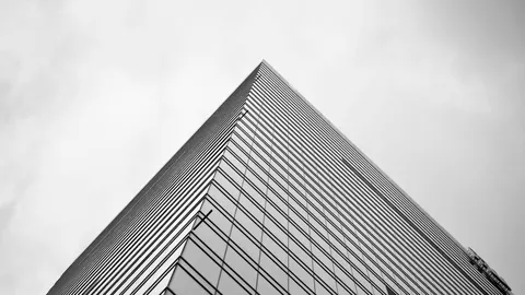 Skyscraper 4K Wallpaper · city · 3840×2160