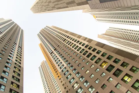 摩天大楼 4K壁纸 · city · 3840×2563