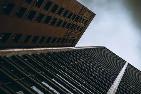 Обои Небоскрёб 4K · city · 3840×2560