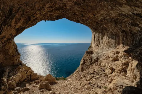 Обои Морская пещера 4K · ocean · 3840×2560