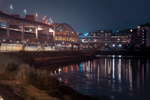 City Bridge 4K Wallpaper · city · 3840×2561