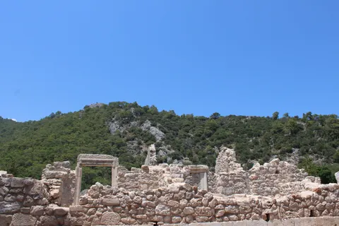 Roman Ruins 4K Wallpaper · architecture · 3840×2560