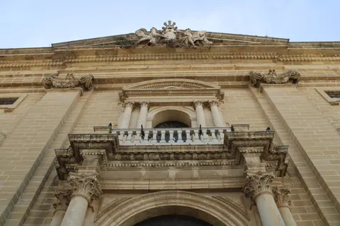 خلفية معبد يوناني بدقة 4K · architecture · 3840×2560
