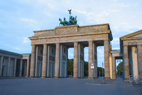 Griekse tempel 4K-achtergrond · architecture · 3840×2560